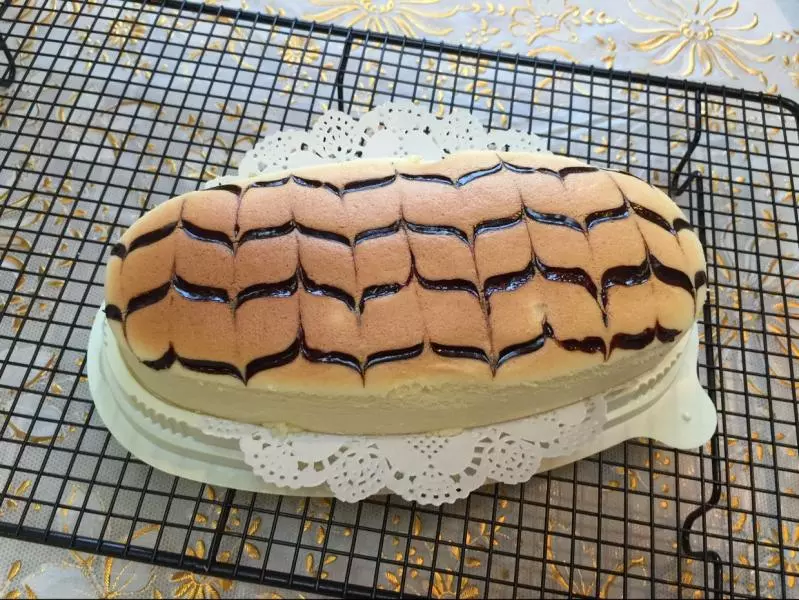 轻乳酪蛋糕画千叶纹方法