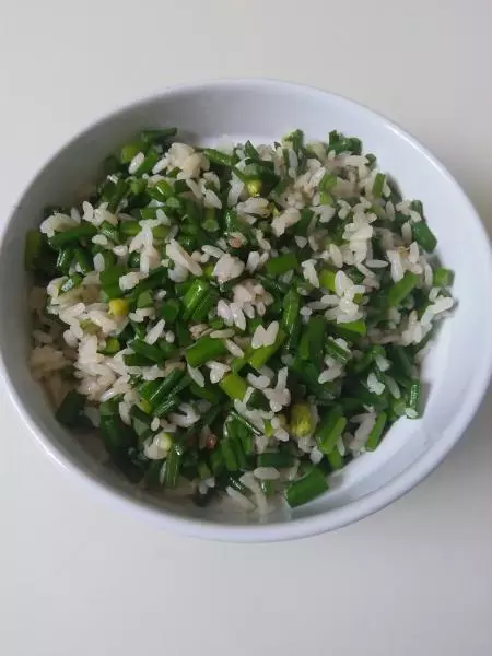 韭菜花炒饭