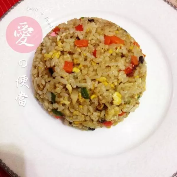 消灭隔夜饭的营养蛋炒饭