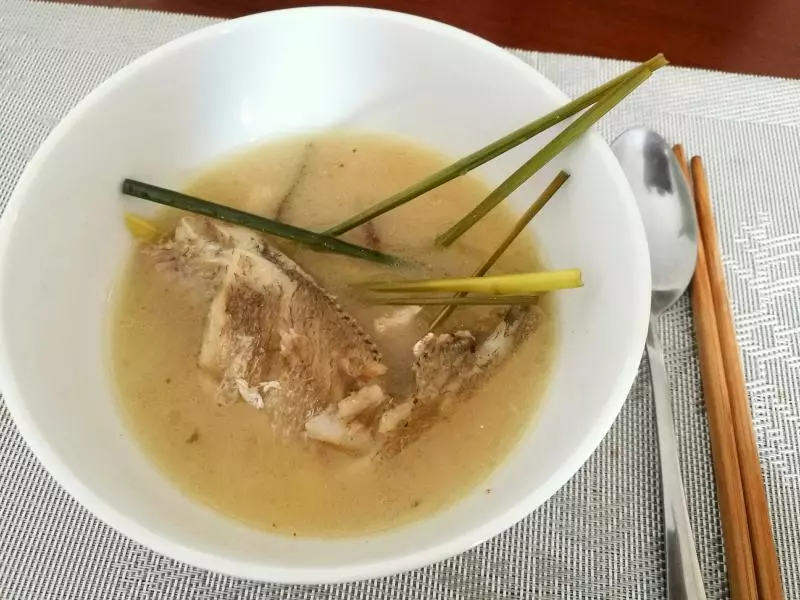 东南亚风味鲜黄鱼汤