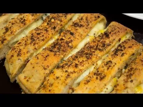 芝心蒜香面包Domino style garlic bread多米诺骨牌