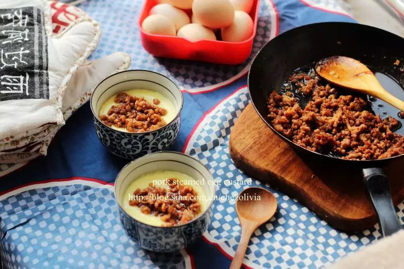 肉糜蛋羹/Pork steamed egg custard