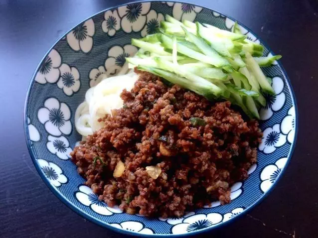 零失敗豆酥肉醬面