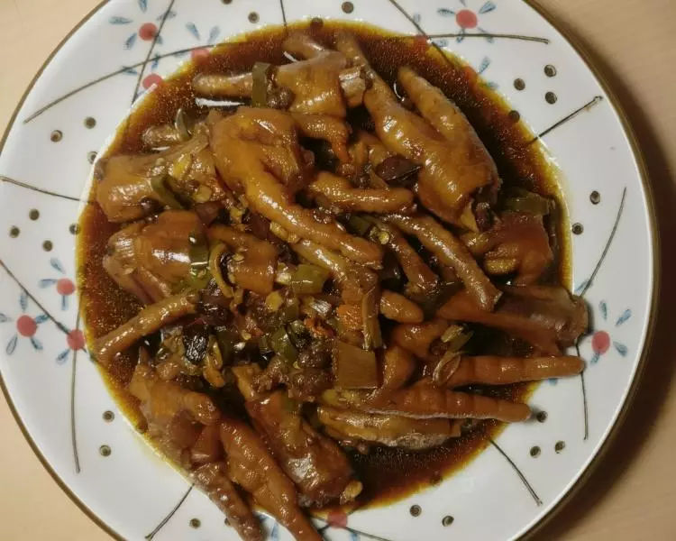 电饭煲脱骨红烧鸡爪