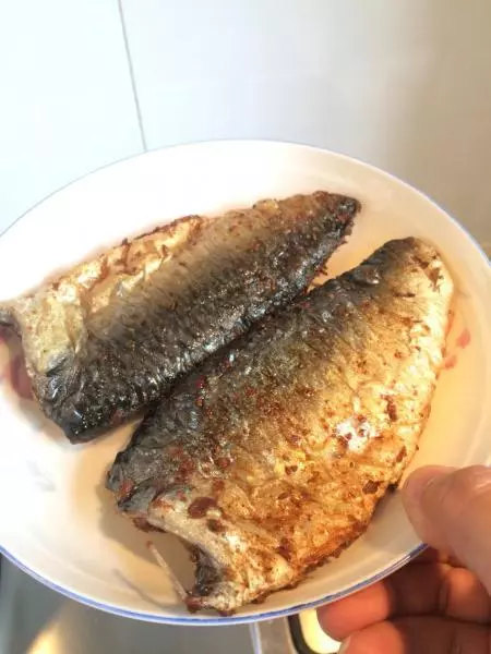 香辣煎鮐魚