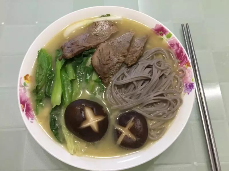 自創美味芝麻醬湯麵（喜歡麻椒油的朋友進）