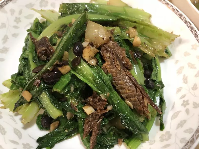 豆鼓鲮鱼油麦菜