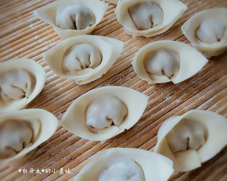 笋干虾仁鲜肉大馄饨