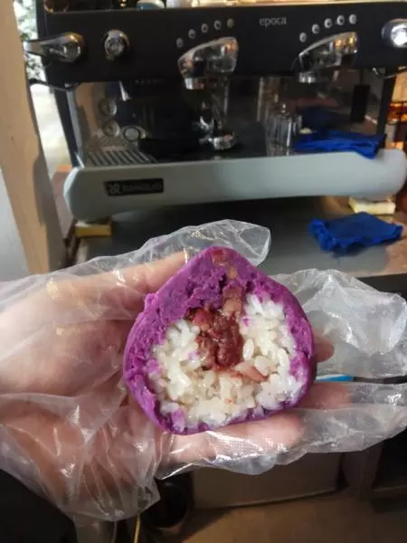 紫薯红豆包