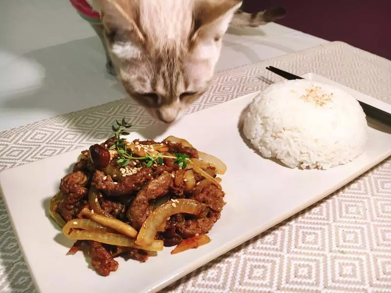 【k厨房日记】蒜香杂菇炒牛肉