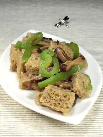 烤麩炒尖椒