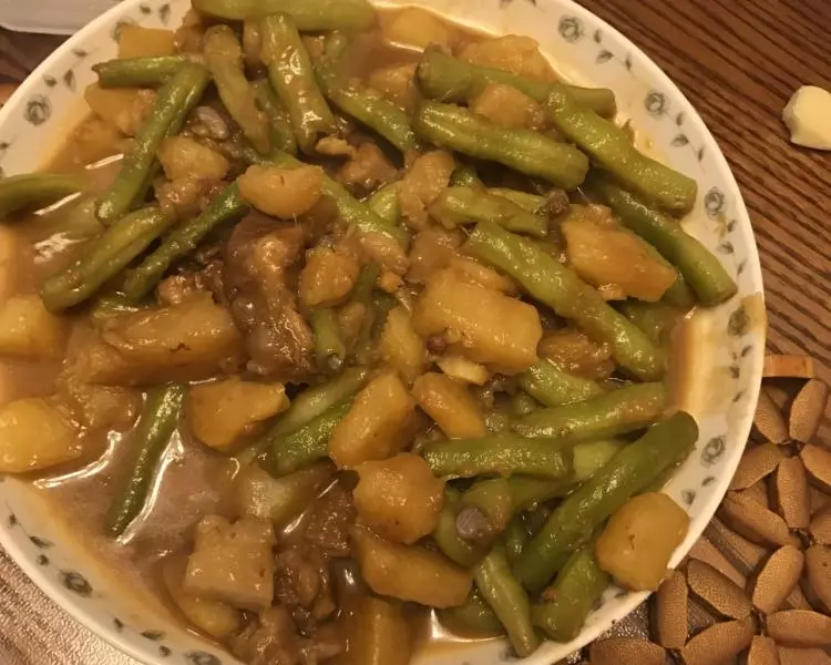 土豆熬豆角?