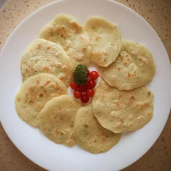 黄瓜鲜虾饼 宝宝辅食