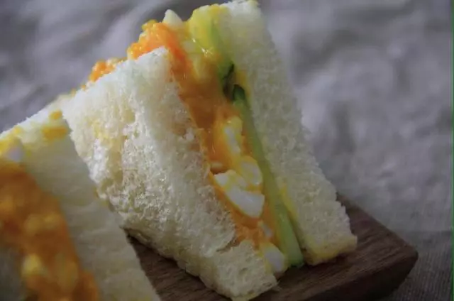 南瓜鸡蛋沙拉三明治