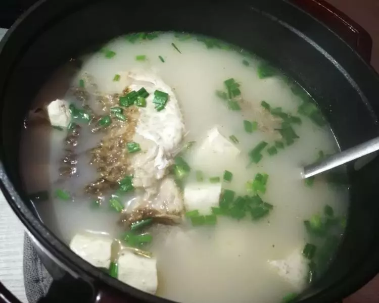 鲫鱼豆腐汤