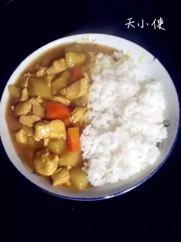 咖喱鸡肉饭