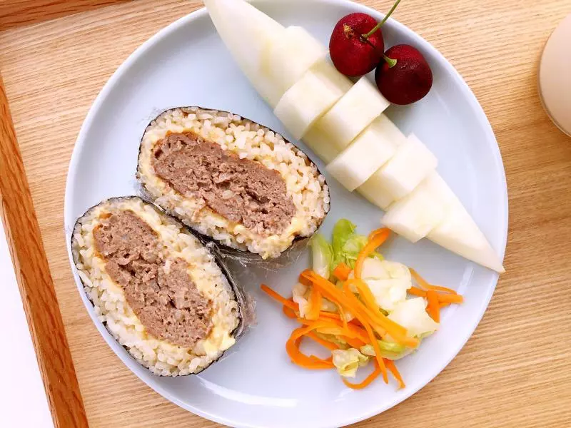 仿制罗森牛堡饭团～牛肉饼饭团