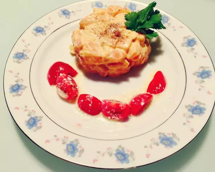 三文鱼塔塔salmon tartare