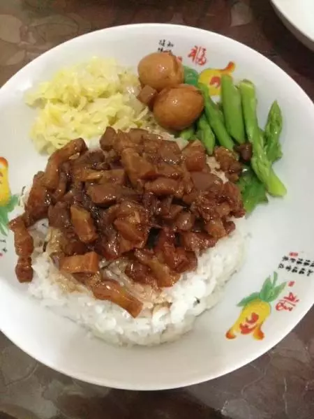 台湾版卤肉饭