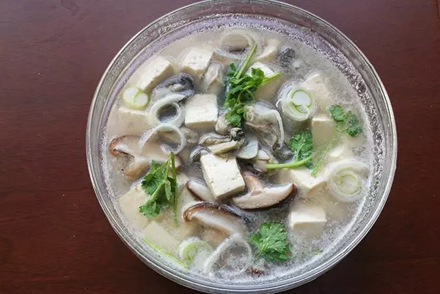 牡蠣豆腐湯