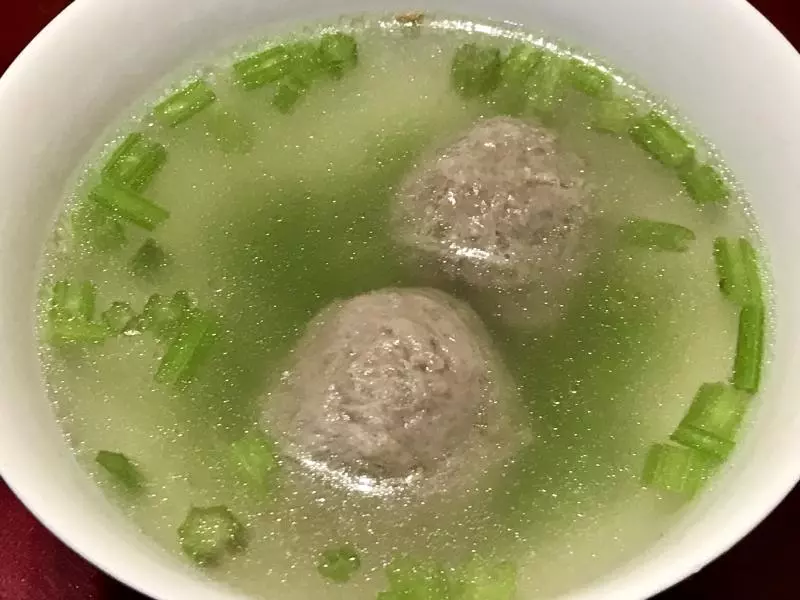 日本白酱油清汤牛肉丸