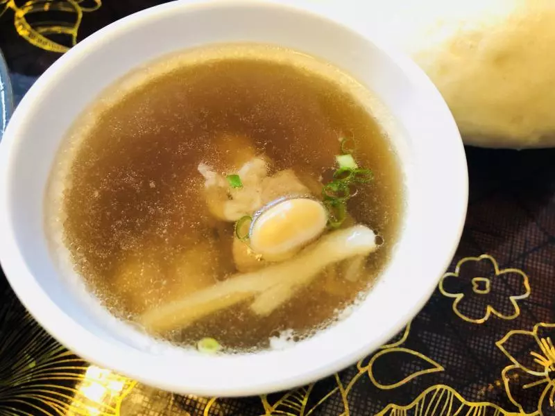 沙參赤靈芝麥冬豬骨湯