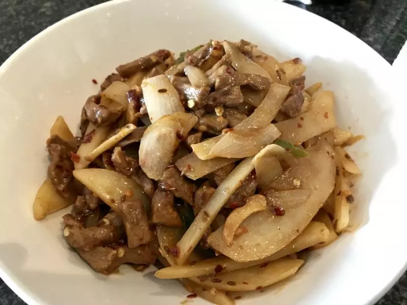 土豆孜然炒肉