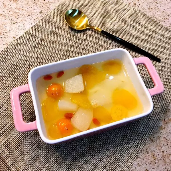 枇杷雪梨金桔汤