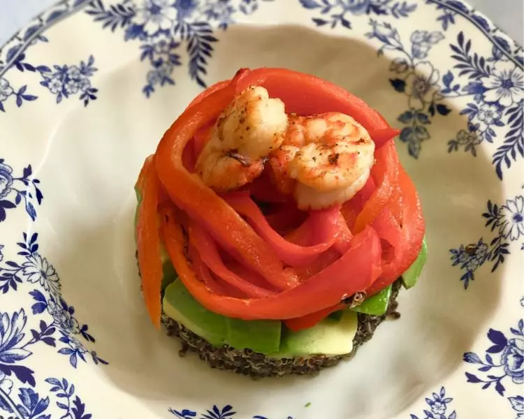 藜麦牛油果甜椒饭