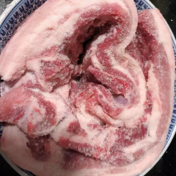 腌制鹹肉