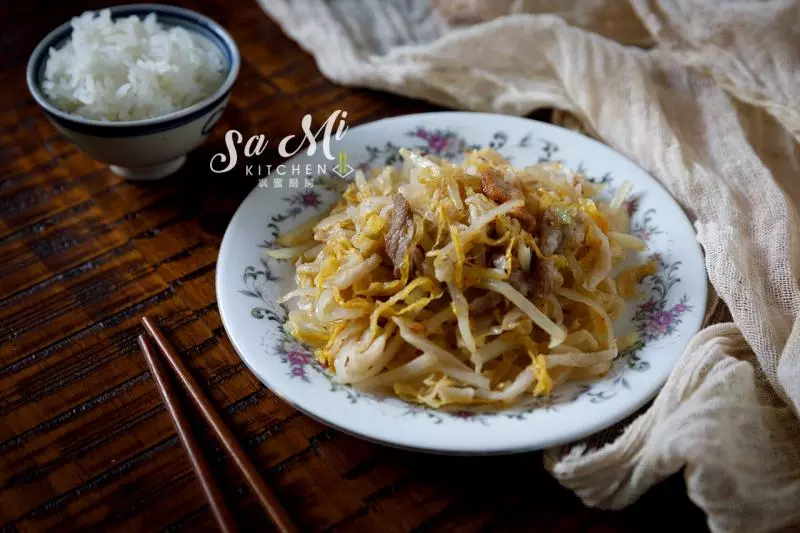 酸菜炒土豆肉絲