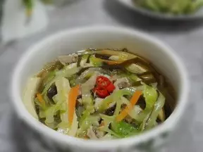 肉絲什錦滷湯