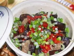 茄子釀肉煲