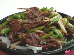 铁板黑椒牛肉