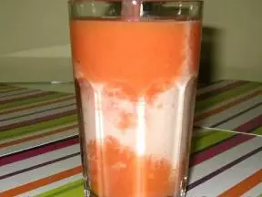 木瓜鲜奶