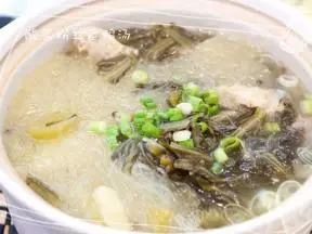 酸菜老鸭汤