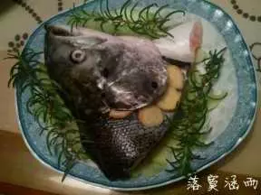 清蒸三文魚頭