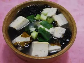 紫菜豆腐湯