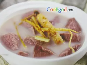 三参炖鹿肉