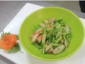 蟹柳炒芹菜