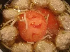 番茄豆芽肉丸汤
