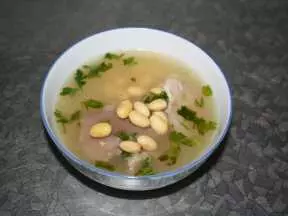 黃豆豬腳湯