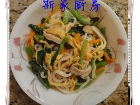 三丝青菜手擀面