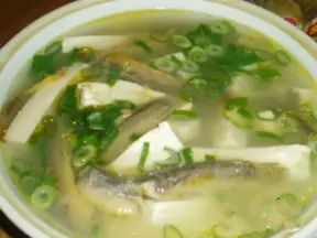 鰍魚附豆腐湯