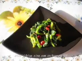 适合春季食用的——凉拌菠菜