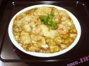 豆腐煮蝦仁