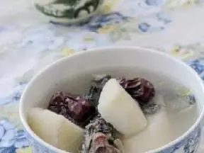 山药红枣乌鸡汤