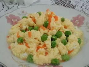 水炒青豆胡萝卜鸡蛋