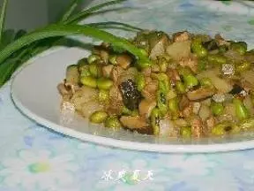 青豆炒蘿蔔丁