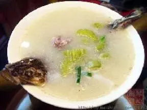 涼瓜牛秋魚湯